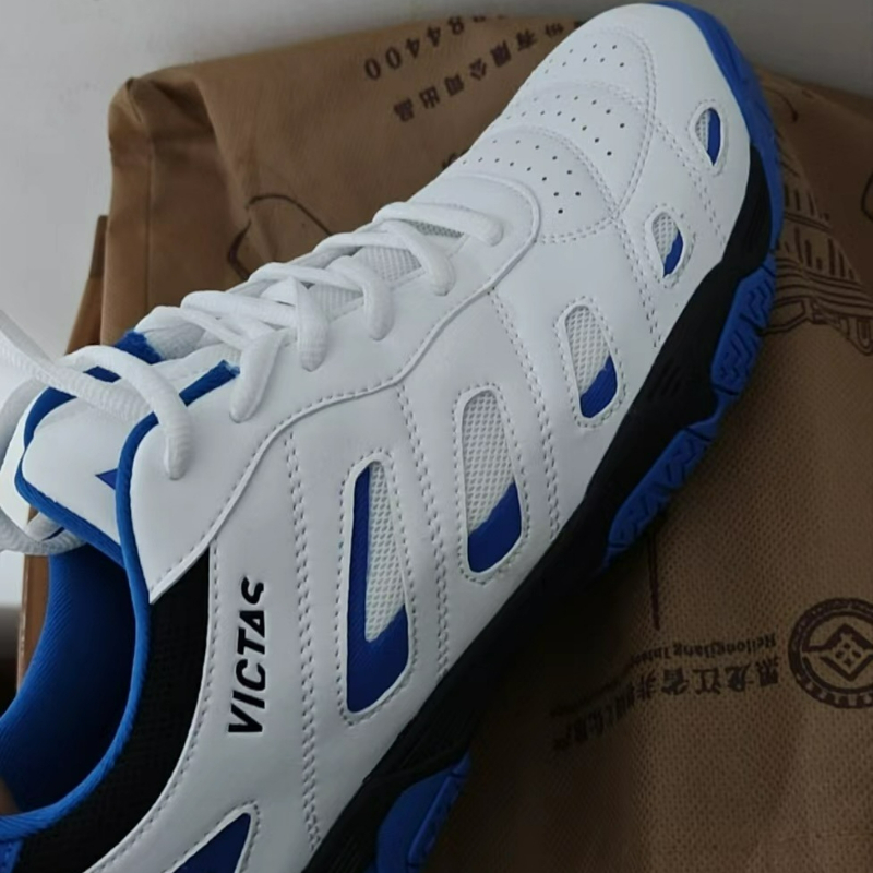 Nouvelles Chaussures de Tennis - Badminton Hall avis et prix